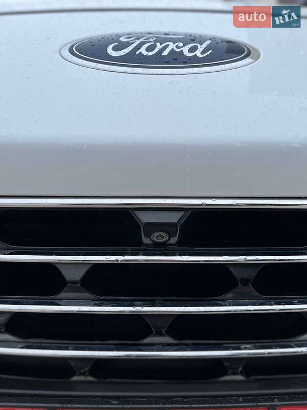 Позашляховик / Кросовер Ford Kuga 2020 в Бердичеві