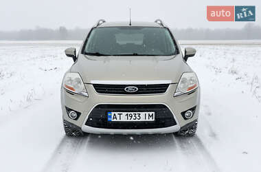 Внедорожник / Кроссовер Ford Kuga 2010 в Долине