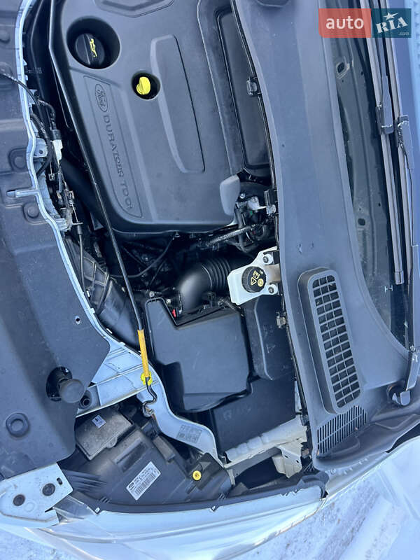 Позашляховик / Кросовер Ford Kuga 2014 в Житомирі