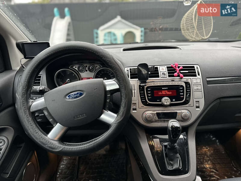 Внедорожник / Кроссовер Ford Kuga 2012 в Ровно
