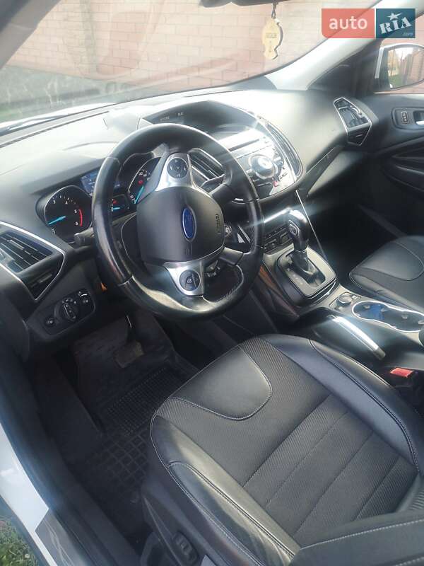 Внедорожник / Кроссовер Ford Kuga 2014 в Смеле