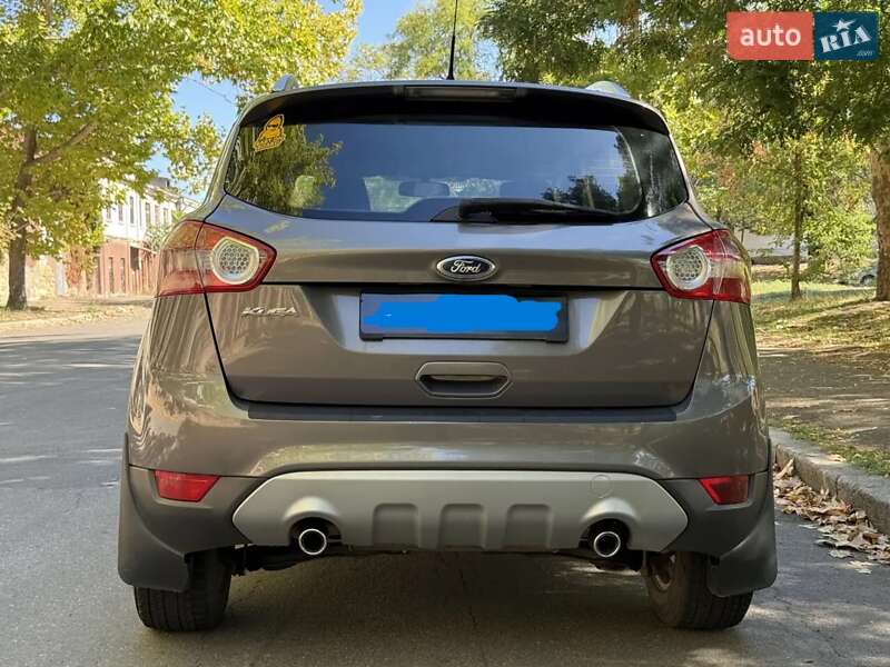 Позашляховик / Кросовер Ford Kuga 2012 в Миколаєві