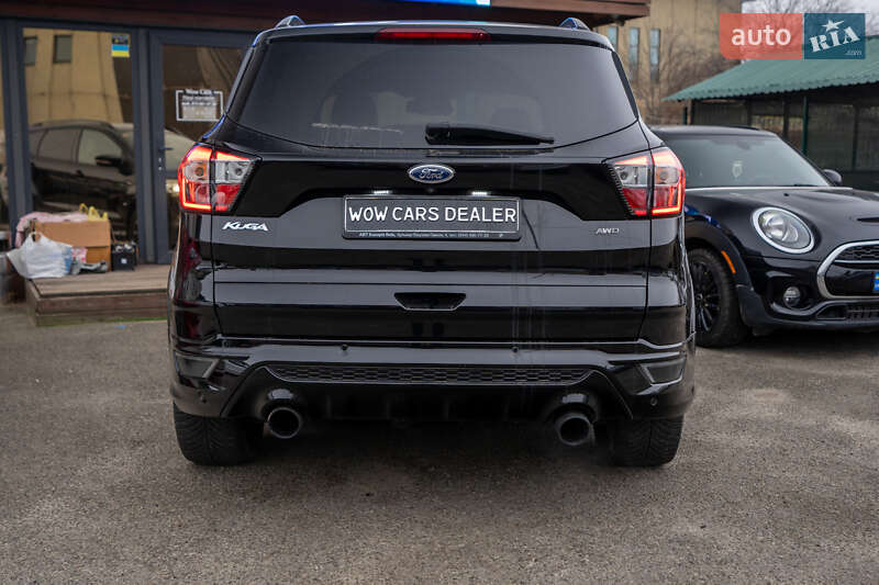 Позашляховик / Кросовер Ford Kuga 2019 в Києві