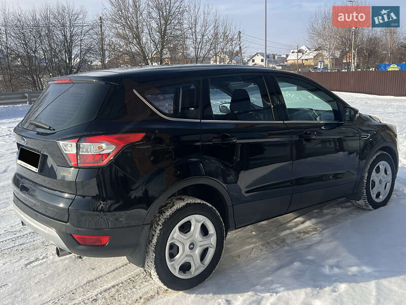 Позашляховик / Кросовер Ford Kuga 2018 в Вінниці