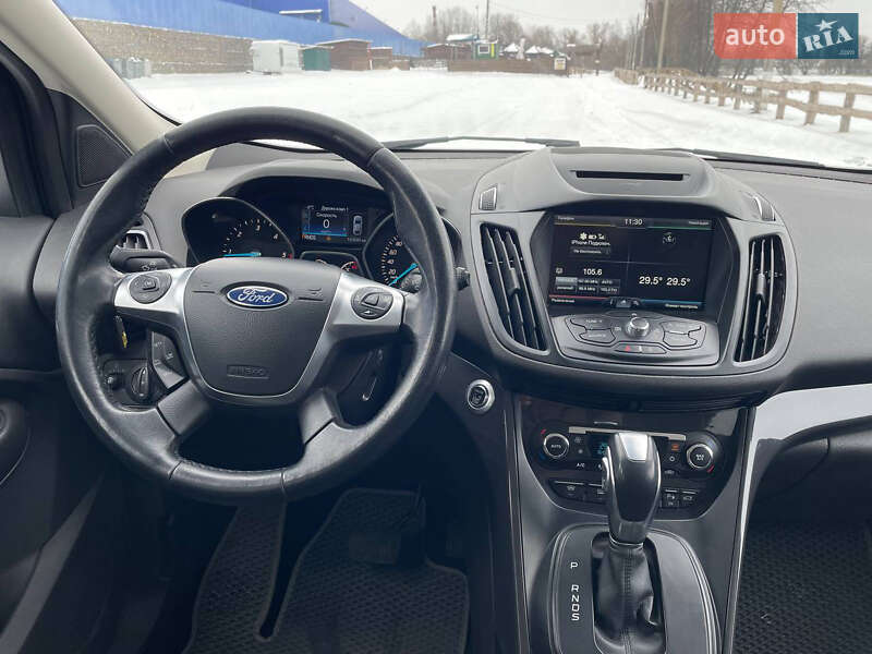 Позашляховик / Кросовер Ford Kuga 2015 в Сумах