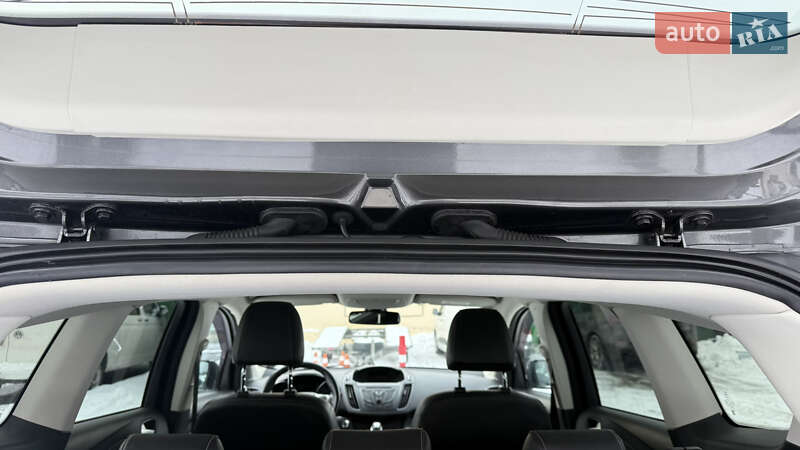 Внедорожник / Кроссовер Ford Kuga 2015 в Луцке