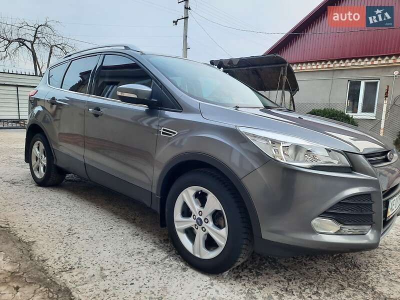 Позашляховик / Кросовер Ford Kuga 2013 в Новомосковську фото 2 Позашляховик / Кросовер Ford Kuga 2013 в Новомосковську
