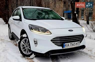 Внедорожник / Кроссовер Ford Kuga 2021 в Харькове