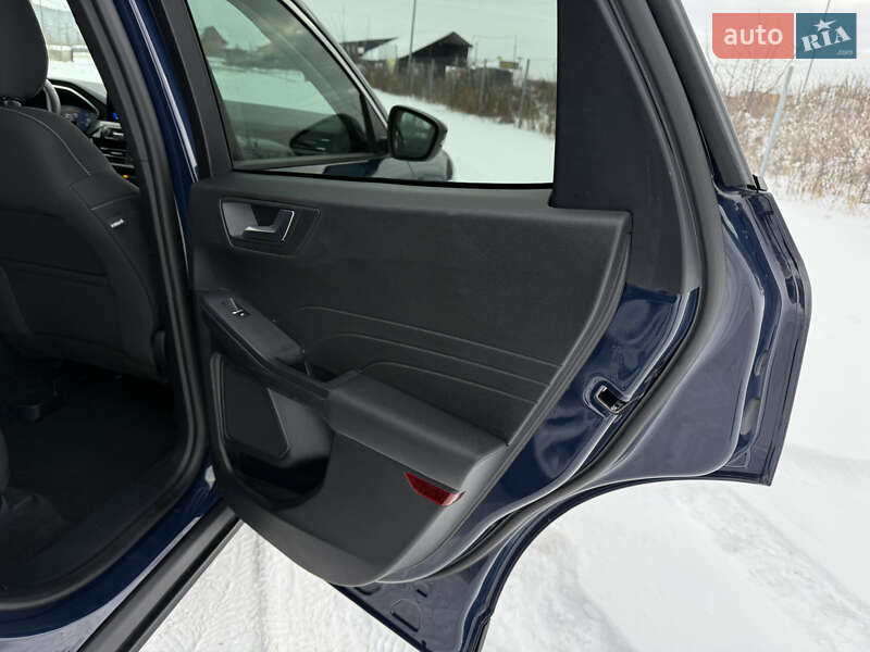 Позашляховик / Кросовер Ford Kuga 2023 в Вінниці