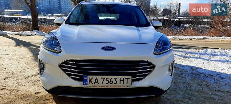 Позашляховик / Кросовер Ford Kuga 2021 в Харкові