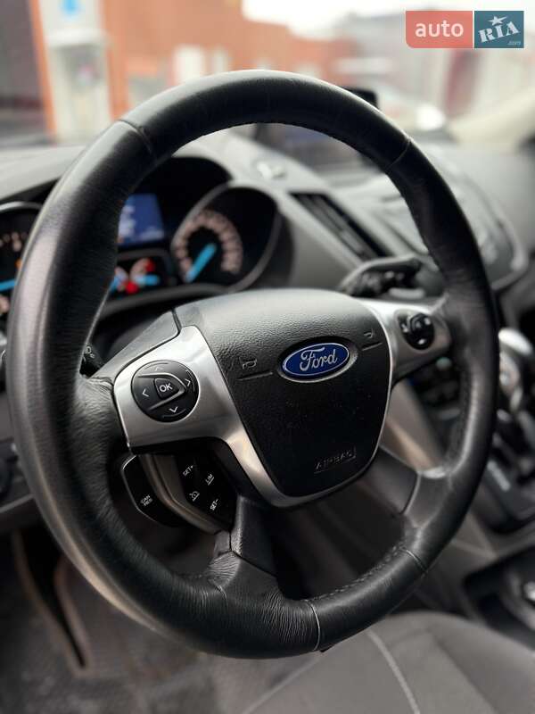 Внедорожник / Кроссовер Ford Kuga 2015 в Сумах фото 25 Внедорожник / Кроссовер Ford Kuga 2015 в Сумах