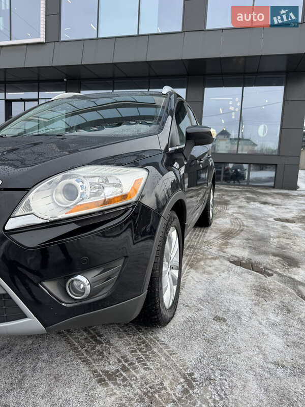 Внедорожник / Кроссовер Ford Kuga 2011 в Киеве