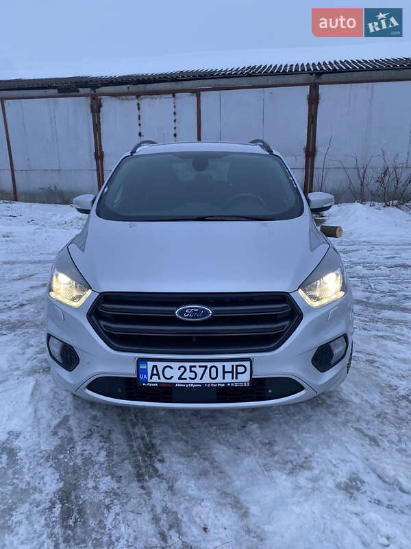 Позашляховик / Кросовер Ford Kuga 2017 в Горохові фото Позашляховик / Кросовер Ford Kuga 2017 в Горохові