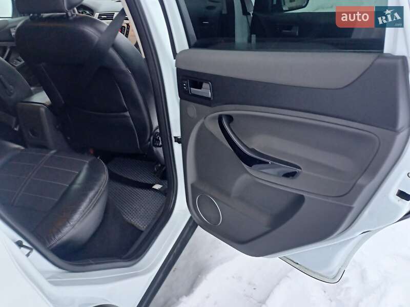 Позашляховик / Кросовер Ford Kuga 2012 в Коломиї фото 14 Позашляховик / Кросовер Ford Kuga 2012 в Коломиї