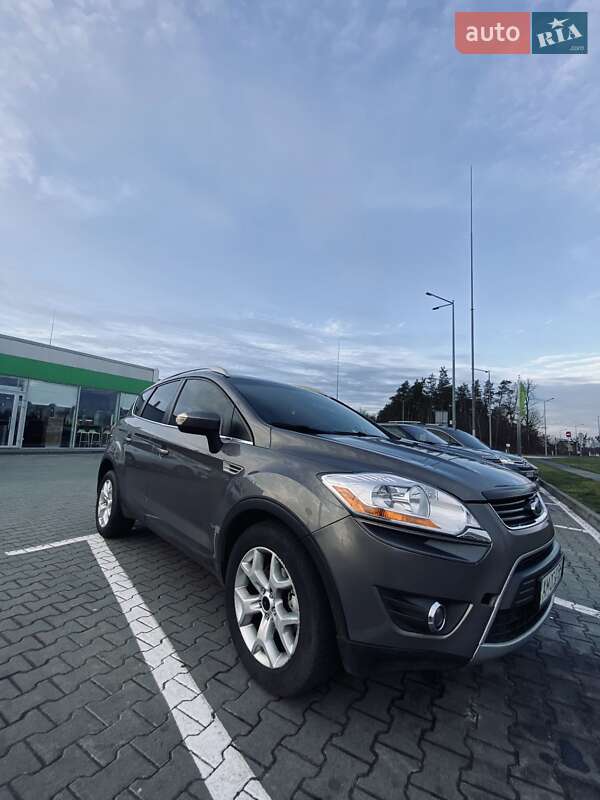 Внедорожник / Кроссовер Ford Kuga 2012 в Житомире