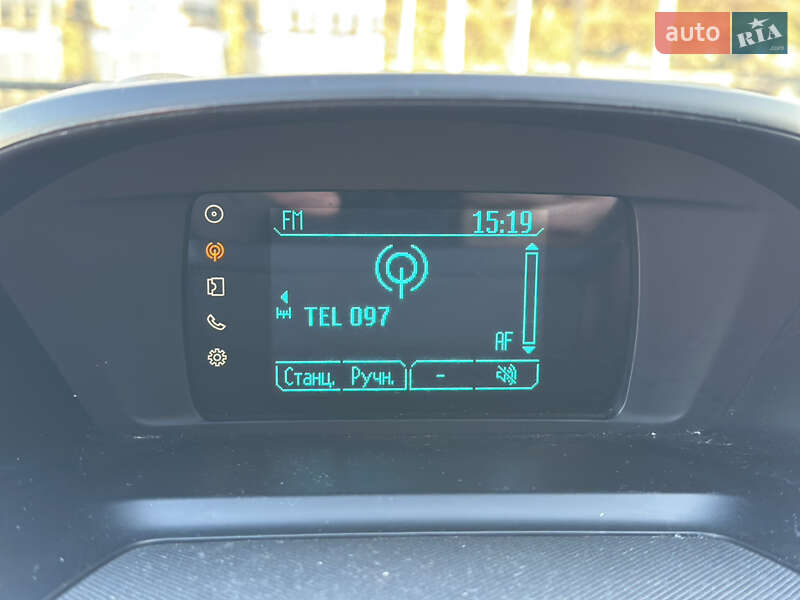 Позашляховик / Кросовер Ford Kuga 2015 в Львові фото 69 Позашляховик / Кросовер Ford Kuga 2015 в Львові