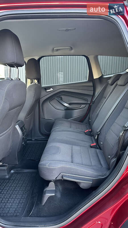 Позашляховик / Кросовер Ford Kuga 2015 в Львові фото 107 Позашляховик / Кросовер Ford Kuga 2015 в Львові