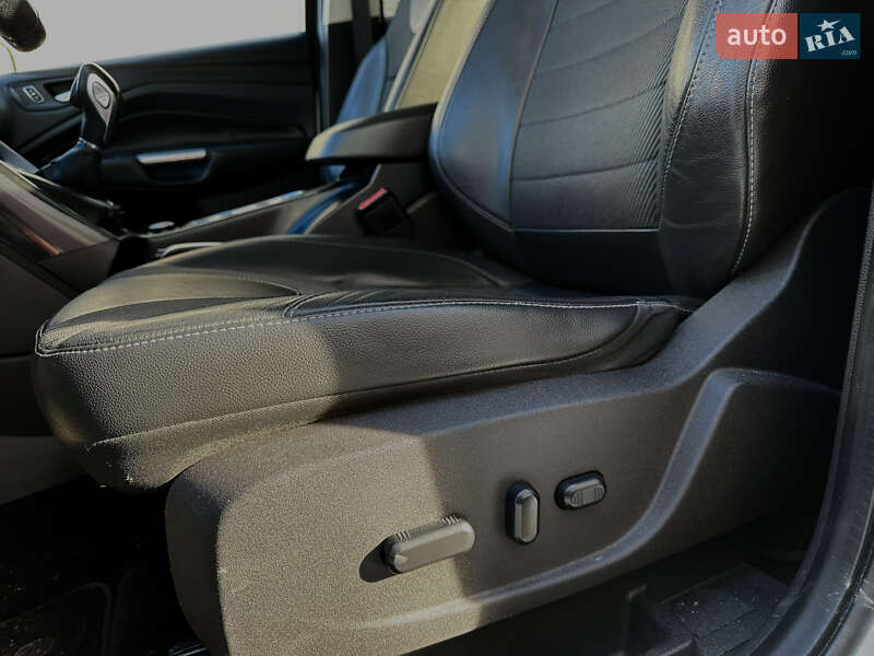 Внедорожник / Кроссовер Ford Kuga 2015 в Львове фото 17 Внедорожник / Кроссовер Ford Kuga 2015 в Львове