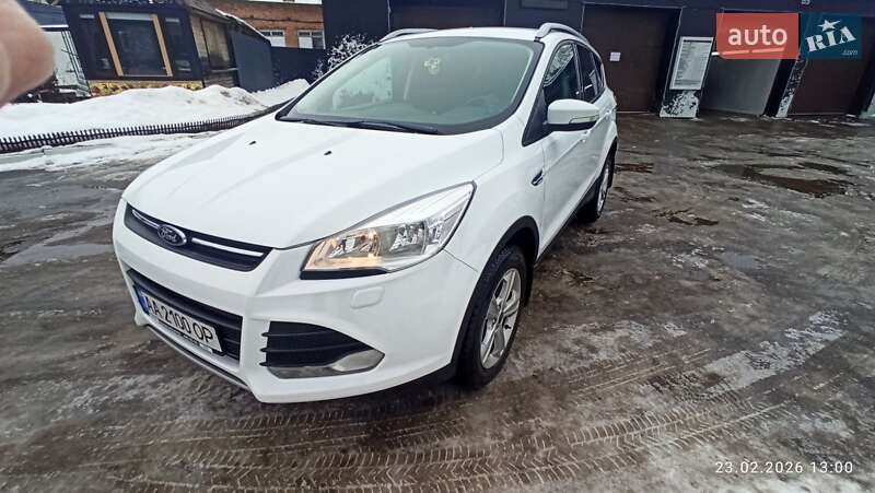 Внедорожник / Кроссовер Ford Kuga 2015 в Киеве