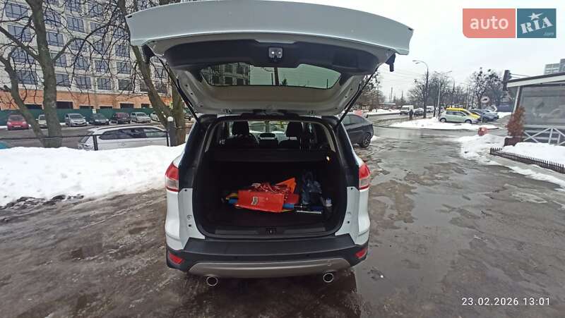 Внедорожник / Кроссовер Ford Kuga 2015 в Киеве