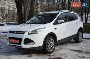Внедорожник / Кроссовер Ford Kuga 2014 в Черкассах