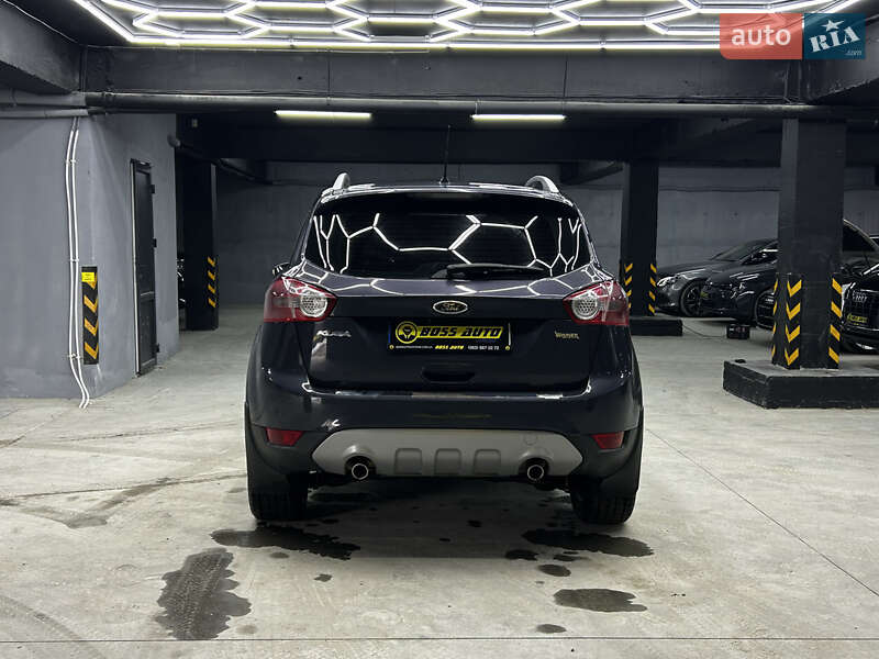 Внедорожник / Кроссовер Ford Kuga 2012 в Черновцах