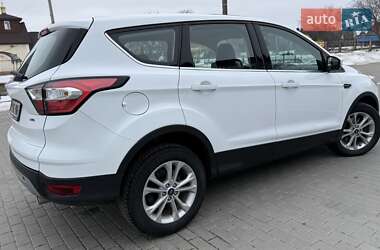 Внедорожник / Кроссовер Ford Kuga 2019 в Бершади