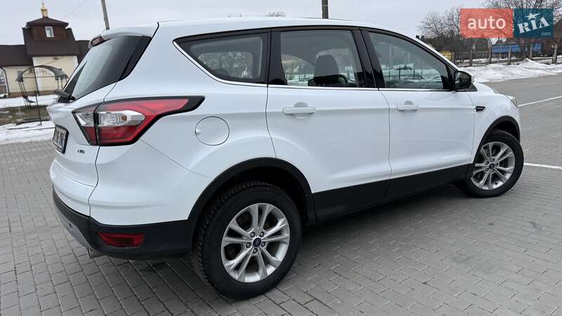 Внедорожник / Кроссовер Ford Kuga 2019 в Бершади