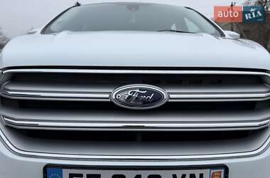 Внедорожник / Кроссовер Ford Kuga 2019 в Бершади