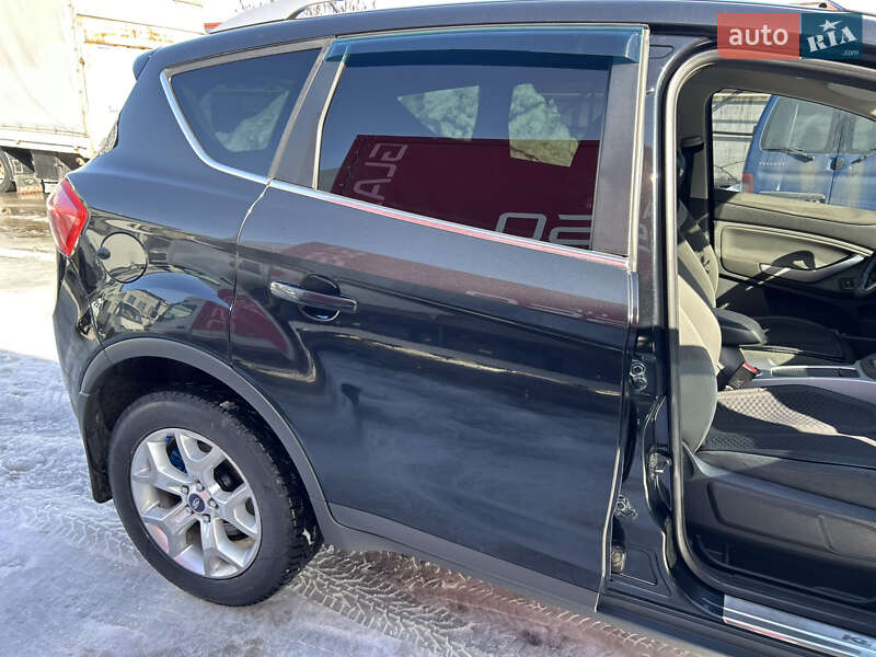 Позашляховик / Кросовер Ford Kuga 2012 в Сумах