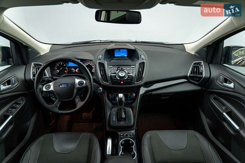 Внедорожник / Кроссовер Ford Kuga 2015 в Киеве