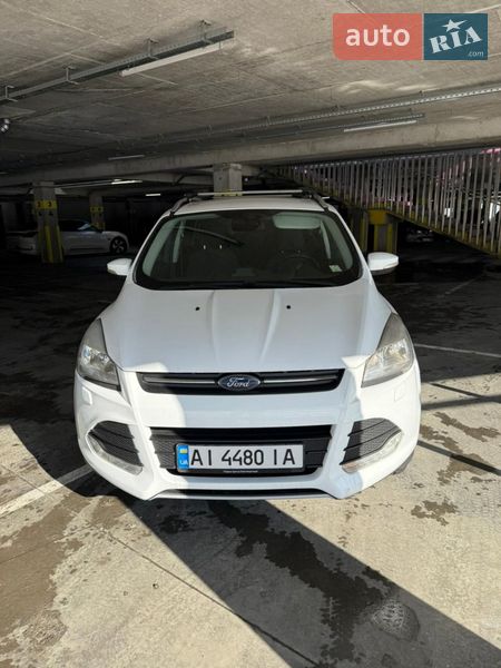 Позашляховик / Кросовер Ford Kuga 2016 в Львові