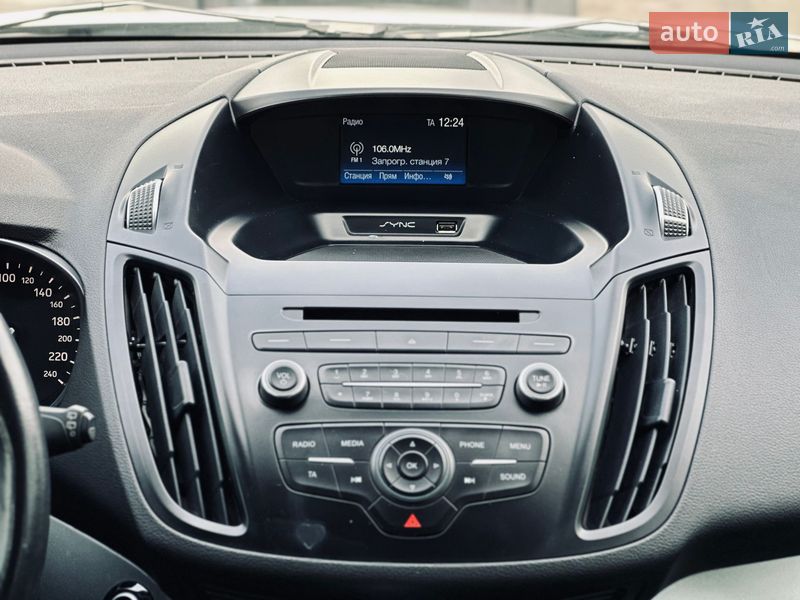 Внедорожник / Кроссовер Ford Kuga 2017 в Кременчуге