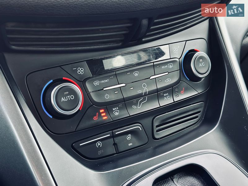 Внедорожник / Кроссовер Ford Kuga 2017 в Кременчуге