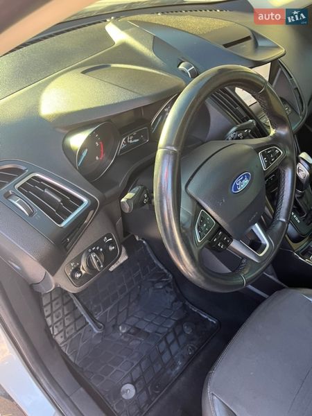 Внедорожник / Кроссовер Ford Kuga 2019 в Виннице