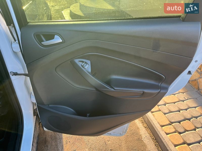 Внедорожник / Кроссовер Ford Kuga 2019 в Виннице