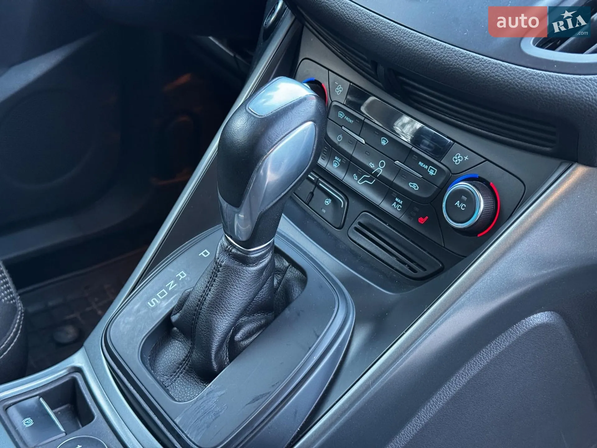 2017 Ford Kuga - мініатюра 29