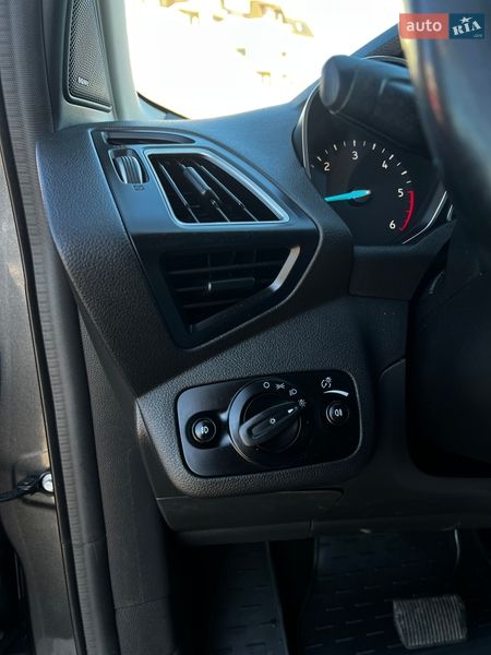 Позашляховик / Кросовер Ford Kuga 2016 в Рівному фото 15 Позашляховик / Кросовер Ford Kuga 2016 в Рівному