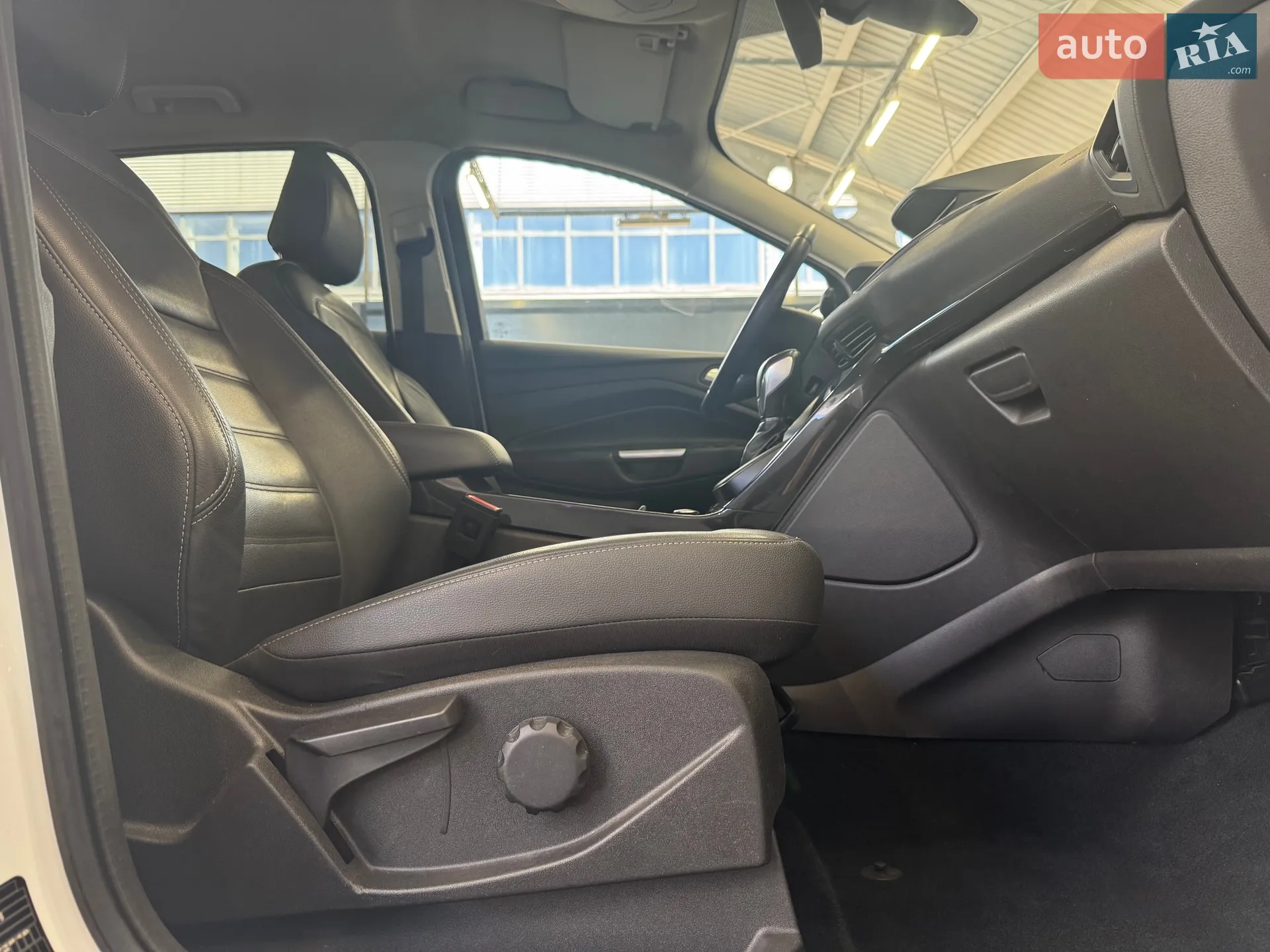 2019 Ford Kuga - мініатюра 24