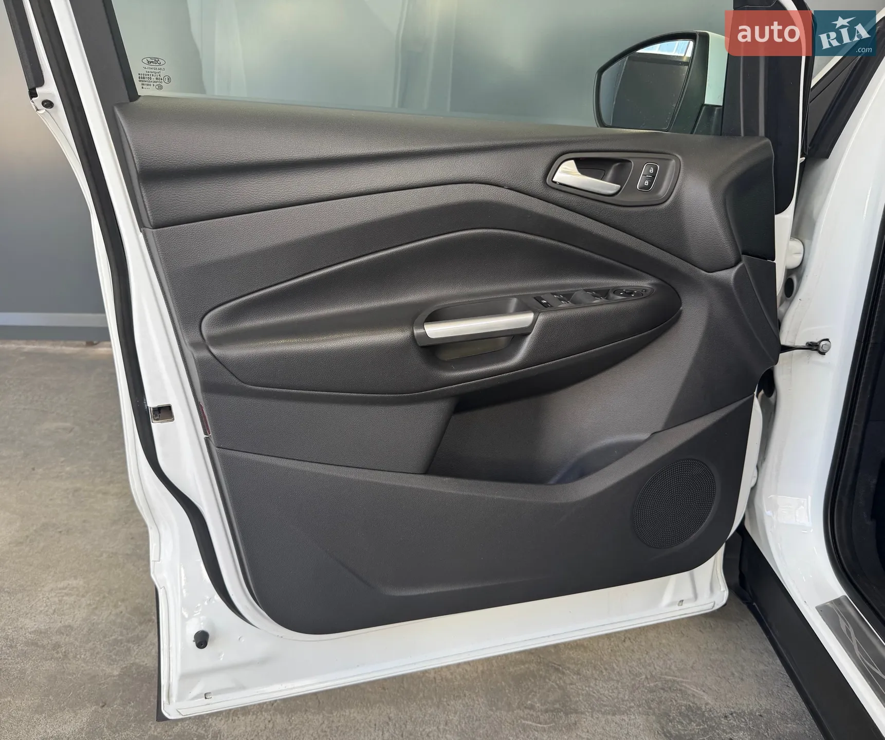 2019 Ford Kuga - мініатюра 33