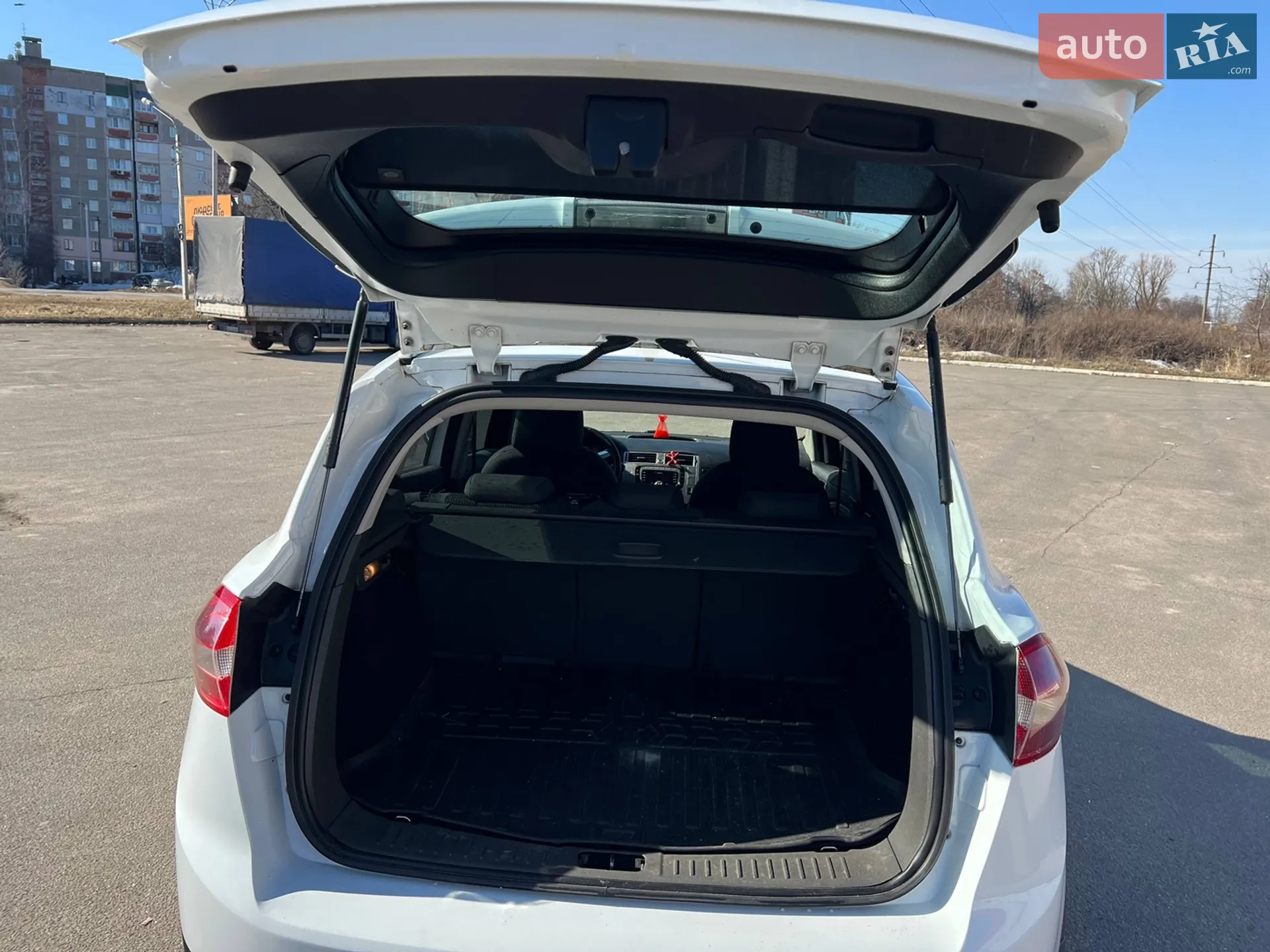 2011 Ford Kuga - мініатюра 8