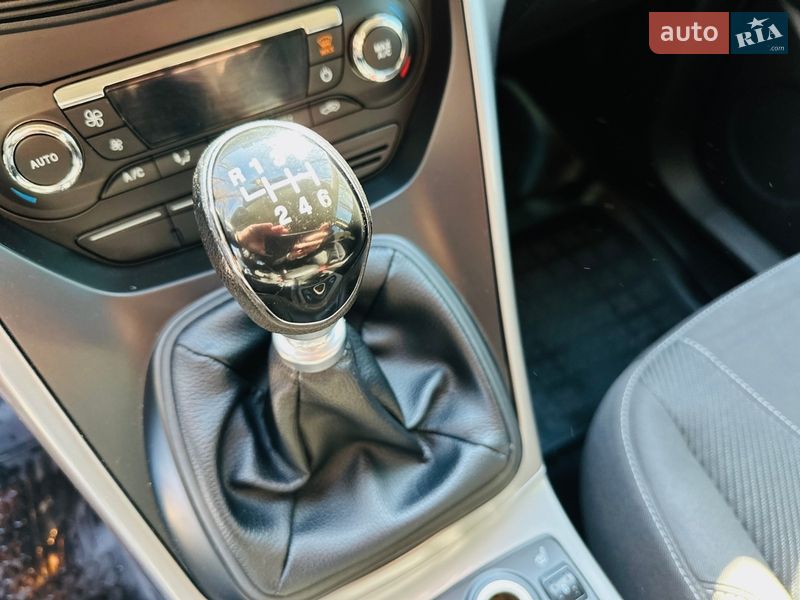 Позашляховик / Кросовер Ford Kuga 2013 в Києві фото 18 Позашляховик / Кросовер Ford Kuga 2013 в Києві