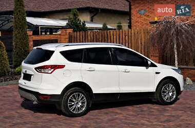 Внедорожник / Кроссовер Ford Kuga 2014 в Днепре