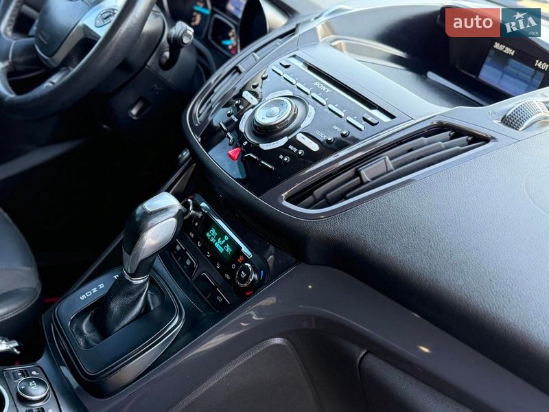 Позашляховик / Кросовер Ford Kuga 2014 в Дніпрі