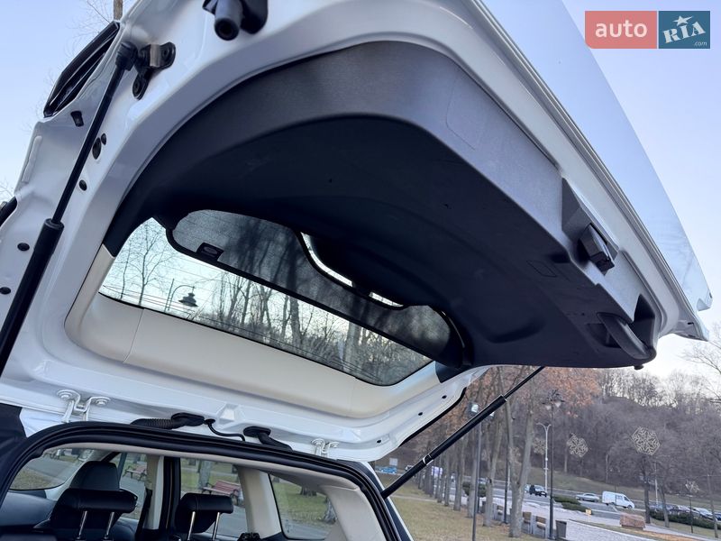 Позашляховик / Кросовер Ford Kuga 2019 в Києві