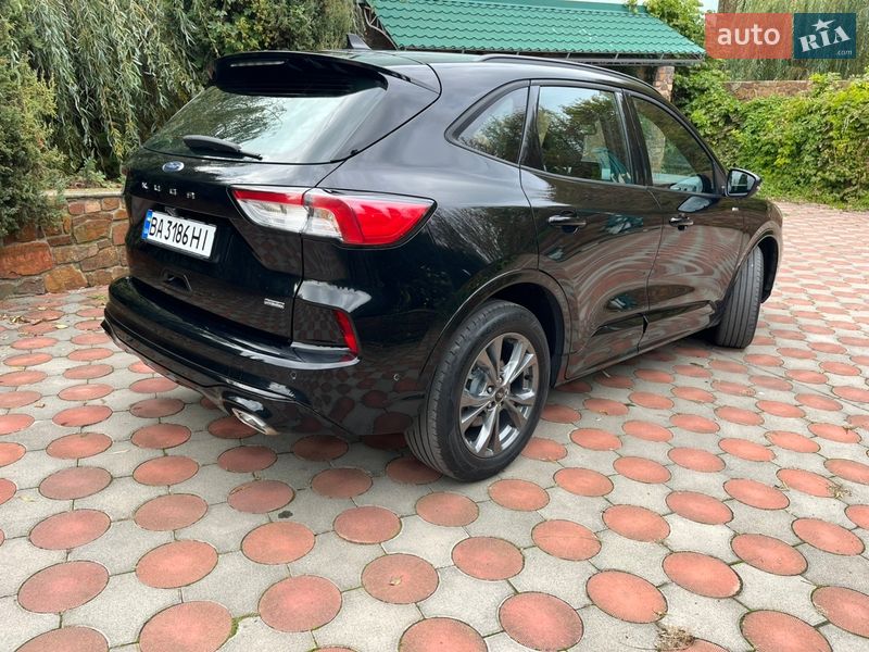 Внедорожник / Кроссовер Ford Kuga 2021 в Виннице