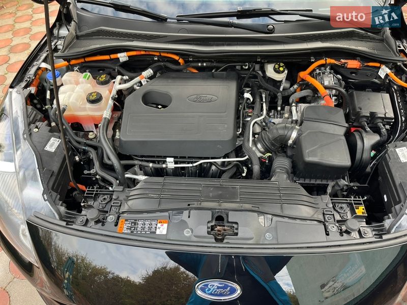 Внедорожник / Кроссовер Ford Kuga 2021 в Виннице