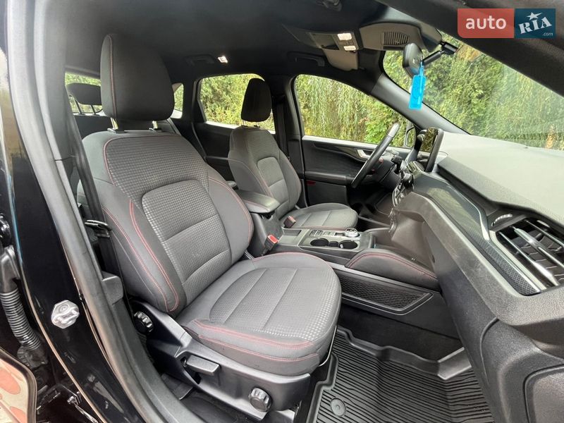 Внедорожник / Кроссовер Ford Kuga 2021 в Виннице
