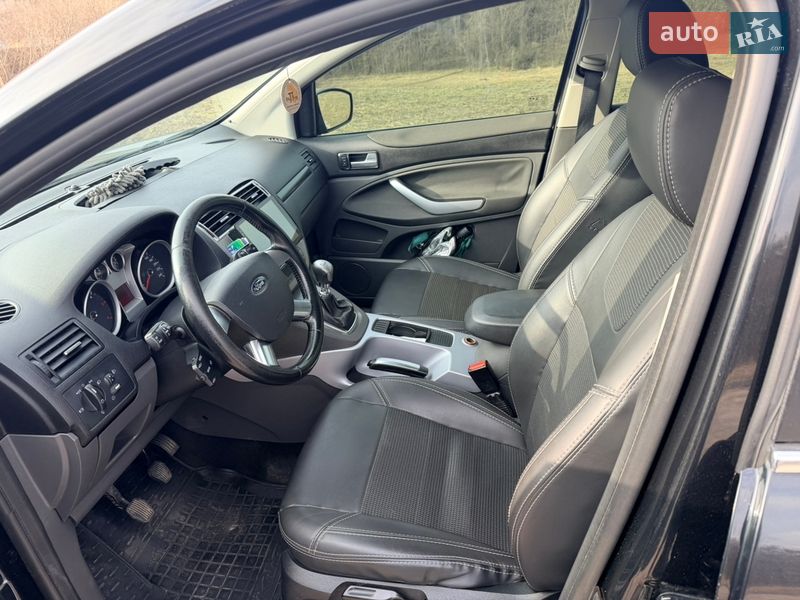 Внедорожник / Кроссовер Ford Kuga 2011 в Каменском фото 15 Внедорожник / Кроссовер Ford Kuga 2011 в Каменском