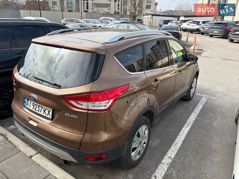 Внедорожник / Кроссовер Ford Kuga 2013 в Киеве